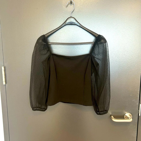 Socialite crop corset style with  shear puffy sleeves mint condition beautiful - Picture 8 of 8